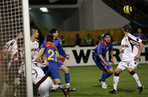 Steaua - Rapid din 2006, în sferturile UEFA, terminat cu calificarea roș-albaștrilor, a distrus definitiv relațiile civilizate dintre cele două echipe