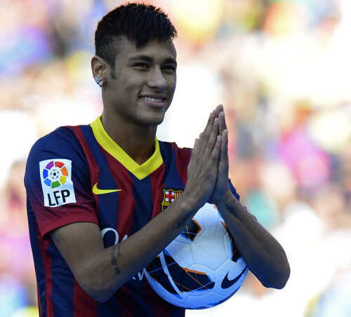 Neymar JR a devenit ieri al 28-lea jucător brazilian transferat în istoria Barcelonei