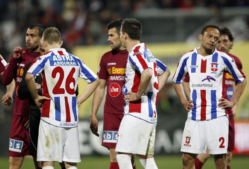 Gălăţenii au din nou emoţii după ce au luat licenţa la limită.