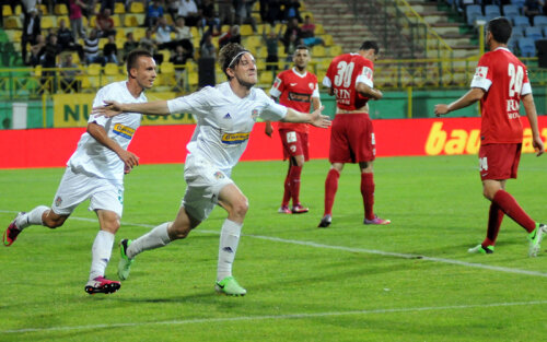 Antal celebrează o reuşită obţinută chiar în poarta lui Dinamo