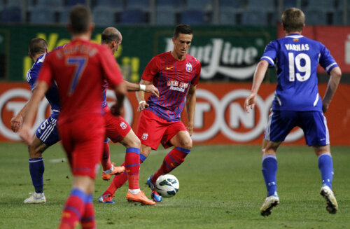 11 luni au trecut de la ultimul meci european al Stelei disputat în Ghencea, Steaua - Ekranas 3-0, în play-off-ul Europa League