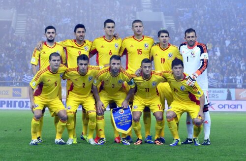 Echipa României în meciul cu Grecia, de la Atena, încheiat cu scorul 3-1 foto: Cristi Preda
