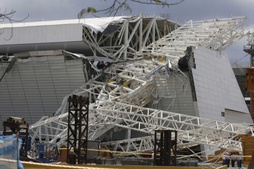 La ora accidentului de miercuri, stadionul era gata în proporție de 94 la sută // Foto: Reuters