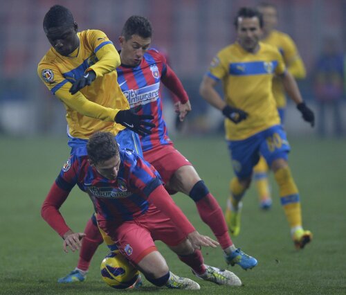 Steaua și Petrolul s-au anulat reciproc, la fel ca în returul campionatului trecut