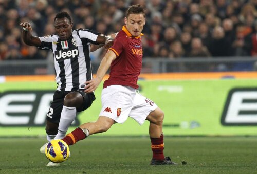 230 de goluri a marcat Totti (dreapta), 37 de ani, în 545 de apariții în tricoul Romei