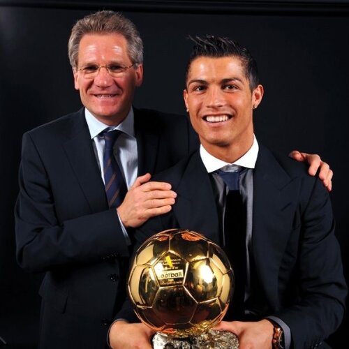 Un portughez şi un român fericiţi. Ronaldo şi Boloni în 2008, cu Balonul de Aur