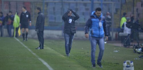 Laurentiu Reghecampf,suparare Steaua,mana la cap