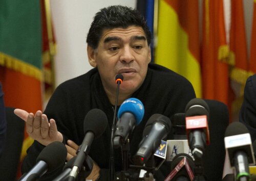 Maradona e susţinut în acest caz de deputatul italian Crescenzio Rivellini (PDL, partidul lui Berlusconi) // Foto: Reuters