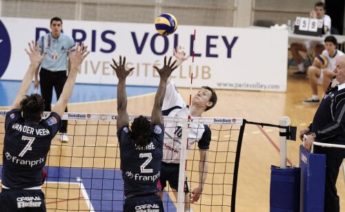 Dmitrii Bahov a fost de neoprit la Paris