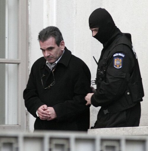 Eugen
Mihăilescu în
2006, cînd a
mai fost
arestat în
același
dosar