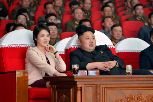 Kim Jong Un alături de soție, foto: reuters