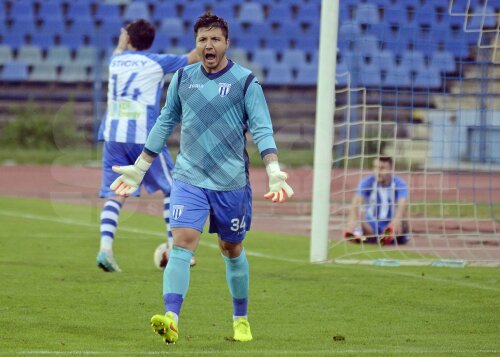Bălgrădean n-a luat nici un gol în cele trei etape în care a apărat poarta Craiovei în acest sezon