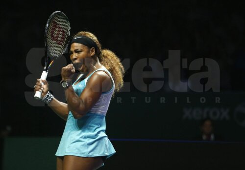 Serena Williams a reuşit ieri a 16-a victorie consecutivă la Turneul Campioanelor, după ce s-a impus fără a pierde în 2011, 2012 şi 2013