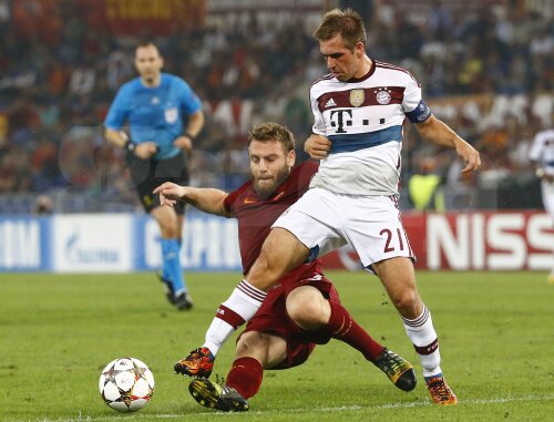 Lahm (în prim-plan), căpitanul unui Bayern care domină Europa împreună cu Real și Barcelona // Foto: Guliver/GettyImages