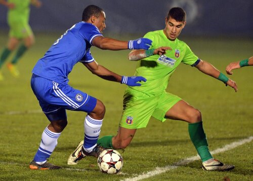 Alexandru Aldea în meciul cu Chelsea din Liga Campionilor Under 19