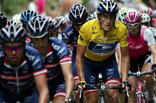 Lance Armstrong în echipamentul celor de la US Postal