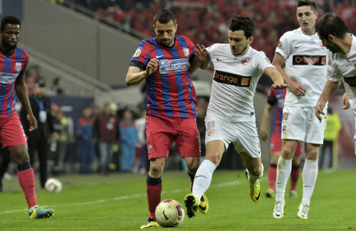 În anul petrecut la Steaua, Sînmărtean a jucat extraordinar, fiind votat Fotbalistul anului 2014 în Ancheta Gazetei