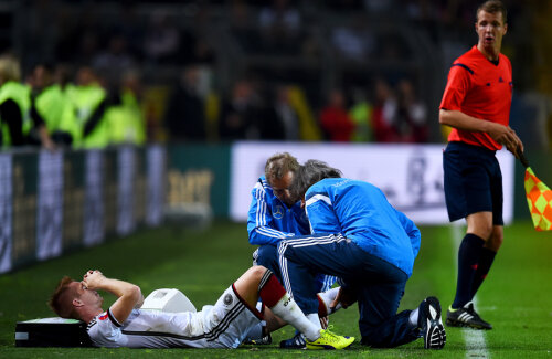 Marco Reus nu știe cînd va reveni pe gazon. Neamțul a avut mereu necazuri la piciorul stîng // Foto: Guliver/GettyImages