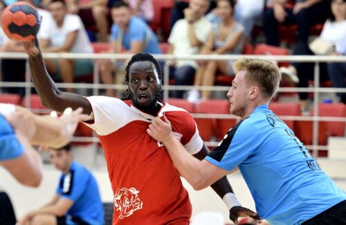 Ibrahim Diaw a venit la Dinamo de la titrata PSG