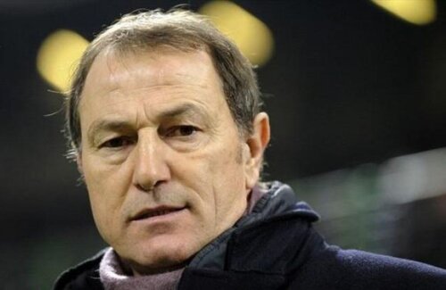 Numit selecționer în decembrie 2011, italianul Gianni De Biasi a primit deja cetățenia de onoare albaneză pentru rezultatele cu 