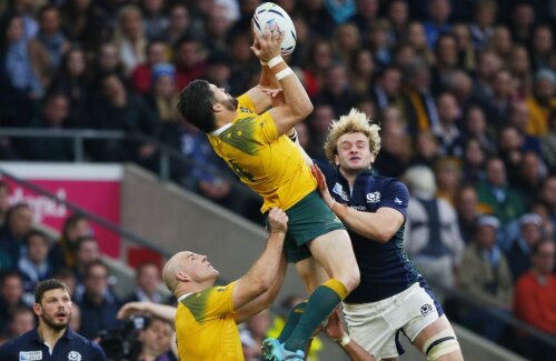 Australienii au muncit din greu să treacă de scoțieni și sînt la a cincea semifinală din istorie // Foto: Reuters