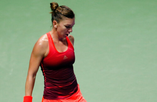 Simona Halep a trecut rapid de primul meci de la Singapore, 6-0, 6-3 cu Flavia Pennetta // Foto: Guliver/GettyImages