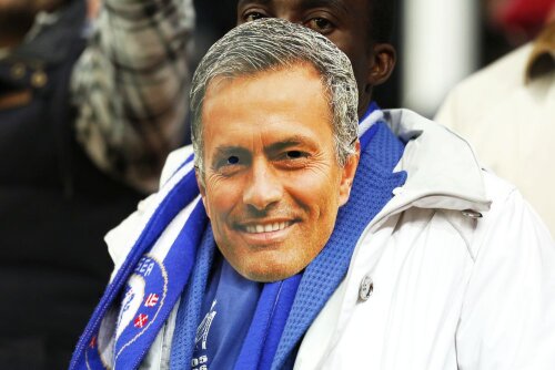 Jose Mourinho continuă să aibă sprijinul fanilor lui Chelsea, foto: reuters