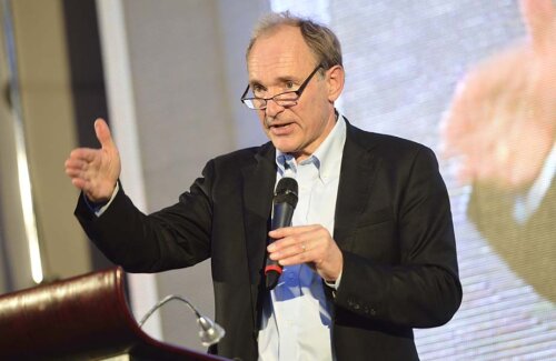 Sir Tim Berners-Lee, în timpul expunerii de săptămîna trecută