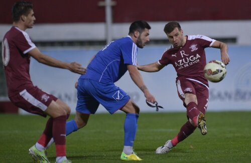 Faza în care Iulian Popa duce scorul la 3-0 // Foto: Cristi Preda