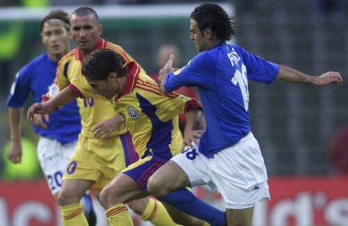În 2000, România lui Hagi și Mutu a terminat pe locul 2 într-o grupă infernală cu Portugalia, Anglia și Germania, dar a fost eliminată de Italia cu 2-0