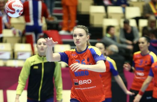 Ana Maria Tănăsie a debutat în 2015 și în Liga Campionilor, la HCM Baia Mare // Foto: Marius Ionescu