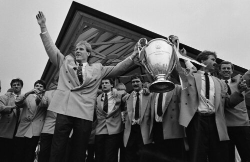 Fanii lui PSV nu-și vor putea aminti pe stadion de cupa câștigată de Van Breukelen și Hiddink în 1988