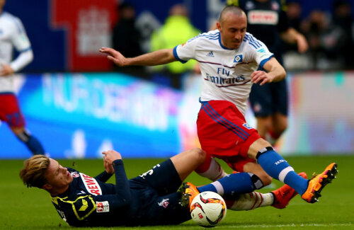Drmici, în dreapta, a marcat două goluri în Bundesliga 2015-2016, în 866 de minute jucate
