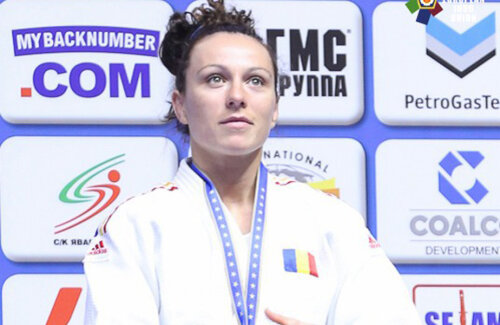 Andreea Chițu e obișnuită cu podiumurile la Europene // FOTO EJU