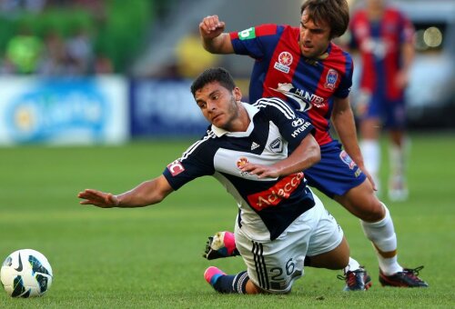 Bernardo Ribeiro, în tricou roș-albastru //FOTO: Guliver/GettyImages