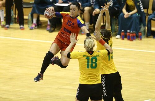 Valentina Elisei, căpitanul României, a împlinit ieri 34 de ani // FOTO Marius Ionescu