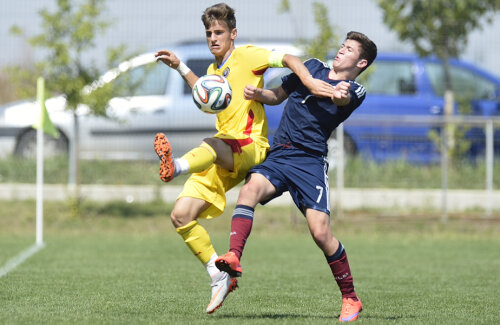 Vlad Dragomir, unul dintre liderii “naţionalei” U19, joacă la Arsenal // FOTO Raed Krishan