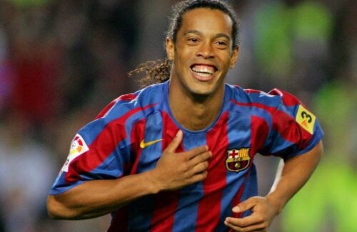 Ronaldinho, în perioada în care era vedetă la Barcelona