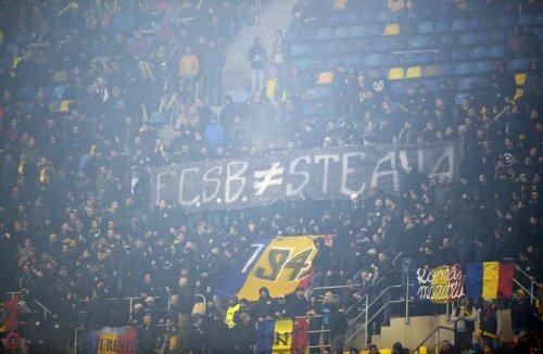 Banner al fanilor Stelei la România - Polonia Foto: Cristi Preda