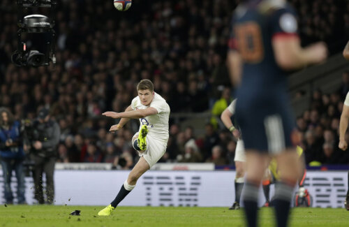 Owen Farrell și-a trecut în cont 14 puncte din patru lovituri de pedeapsă și o transformare // FOTO Reuters