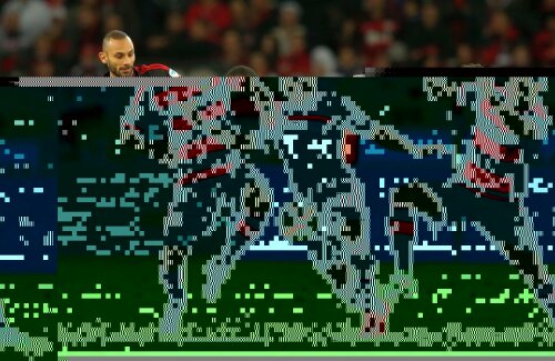 Toprak (stânga)
Foto: Guliver/GettyImages