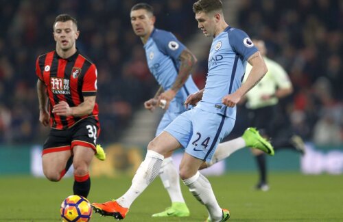 Wilshere (stânga) și Stones (dreapta) ar putea deveni coechipieri la City. Foto: reuters