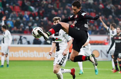 Chicharito are 12 goluri și 3 assisturi în 27 de meciuri pentru Bayer în acest sezon