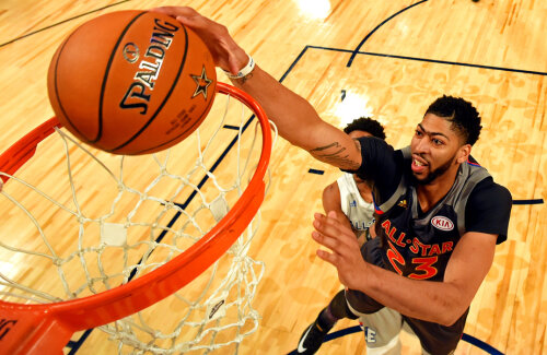 Spectaculosul Anthony Davis este la primul trofeu din NBA // FOTO Reuters