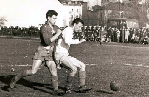 Ienei (stânga) a jucat la Steaua între 1957 și 1969