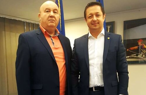 Ministrul Marius Dunca (dreapta) și Florentin Marinescu susţin că există pericolul ca FRJ să rămână fără finanţare pe 2018