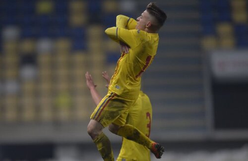 Alex Măţan a marcat în ambele partide din Turul de Elită: două goluri cu Serbia și unul contra
Suediei // FOTO Raed Krishan