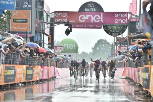 Elia Viviani, foto: Giro d'Italia Instagram