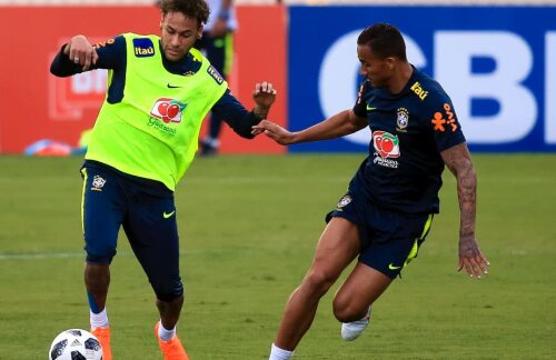 Neymar și Danilo, la un antrenament al Braziliei din acest an // FOTO: Guliver/ Getty Images