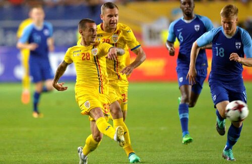 Mitriță și-a așteptat rândul la națională și a avut o evoluție apreciată cu Finlanda, 2-0, primind 8 din partea Gazetei // FOTO: Cristi Preda